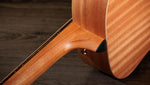 Bajo Electroacústico Taylor GS Mini-e Bass , Sitka Spruce Top , Layered Sapele